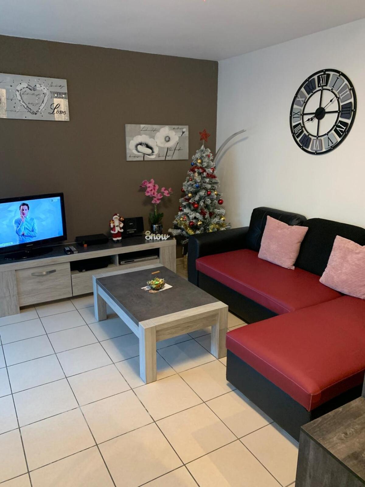 Apartmán L Edelweiss Et Sa Piscine Albertville Exteriér fotografie